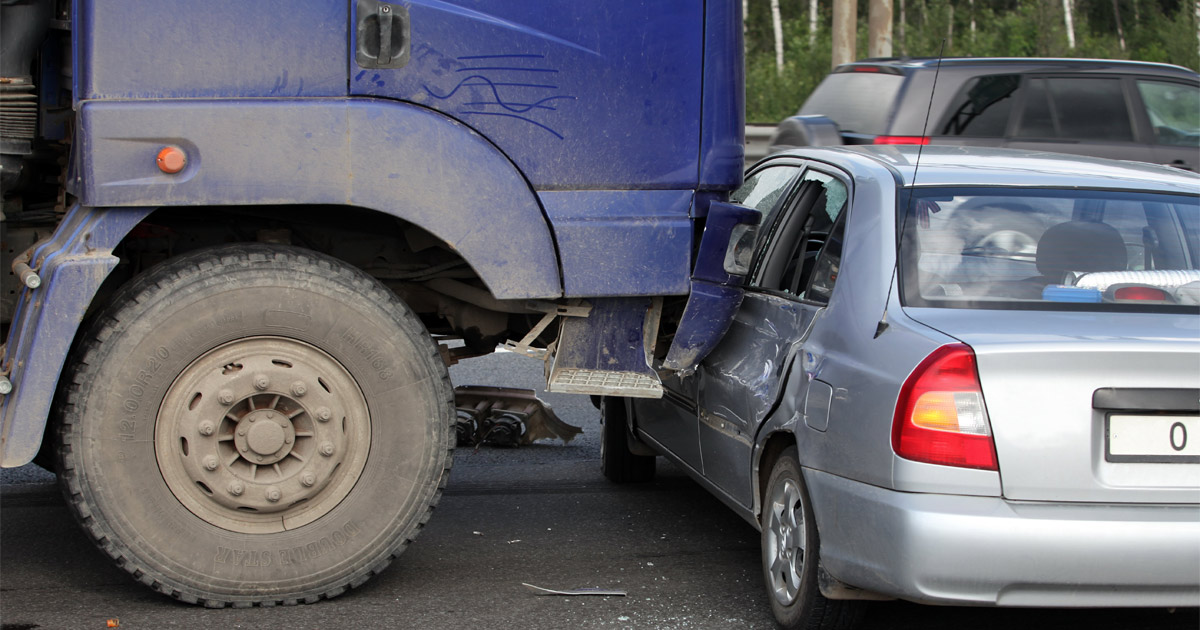 Cincinnati Truck Accident Lawyers at Wolterman Law Office Represents Those Injured in Underride Truck Accidents